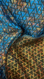 Triangle crack brocade