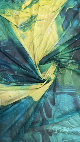 Green and yellow abstract spalsh mesh