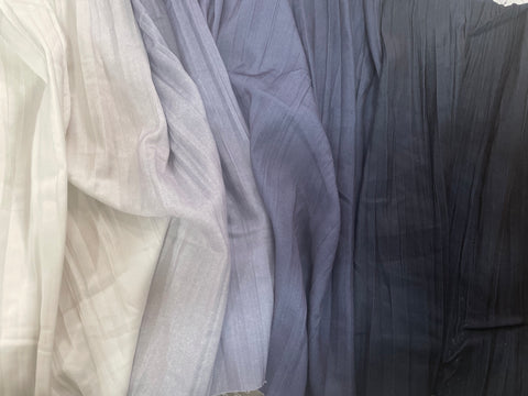 Silky pleated ombre